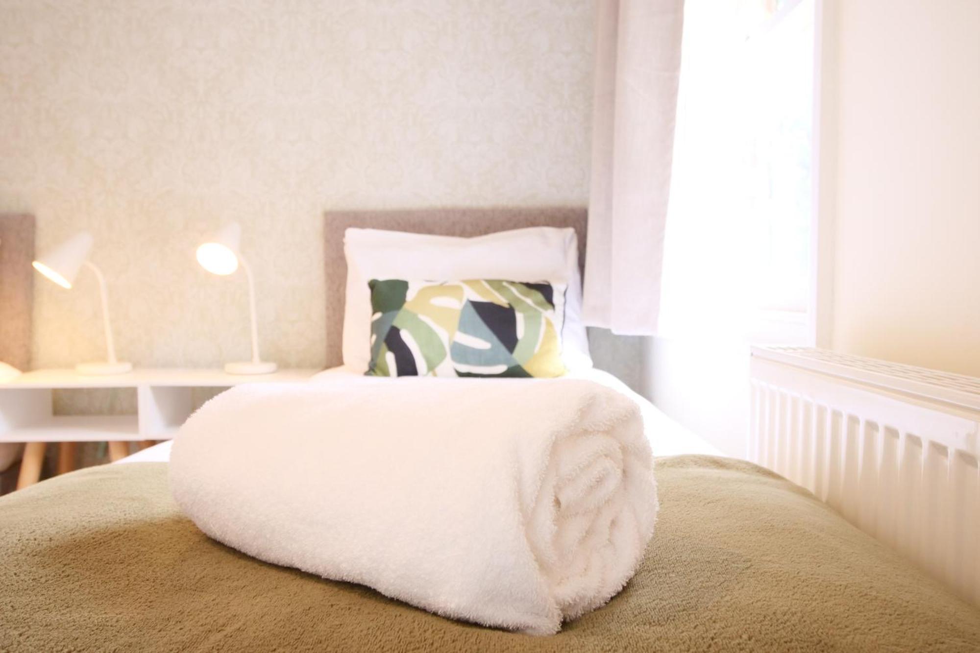 Fifth Quarter Apartment With Free Parking Γιορκ Εξωτερικό φωτογραφία